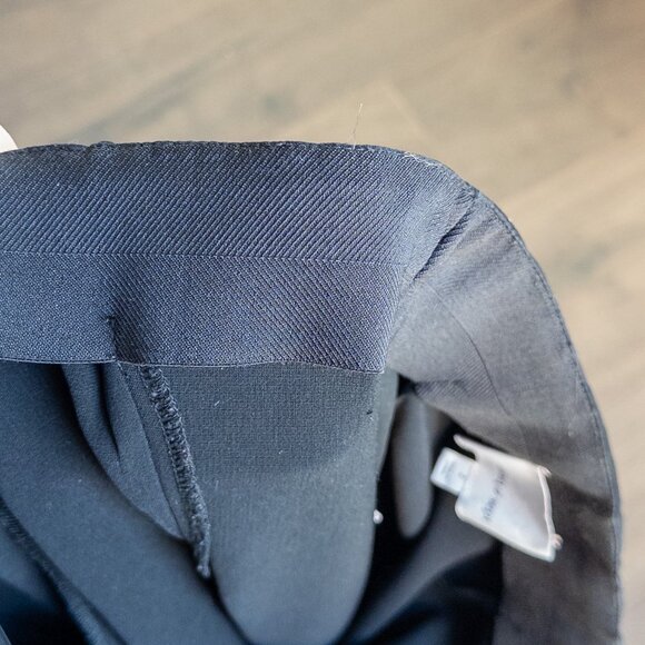 CINQ À SEPT Billie Split Hem Flare Trousers (with Stretch!) in Black, Size 2 - Picture 8 of 8